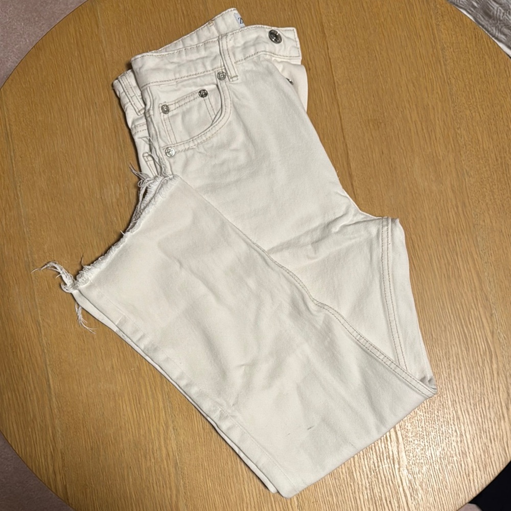 Stylish Zara Light Cream Denim Jeans